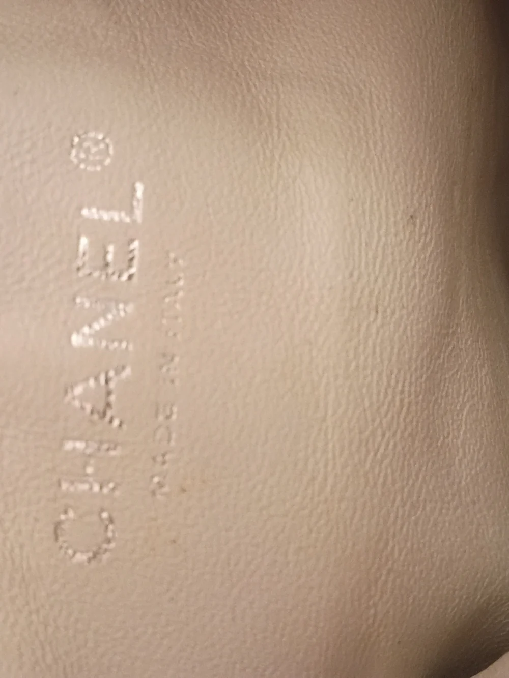 CHANEL Cream Leather Hobo with Silver Chain and CC Stitch